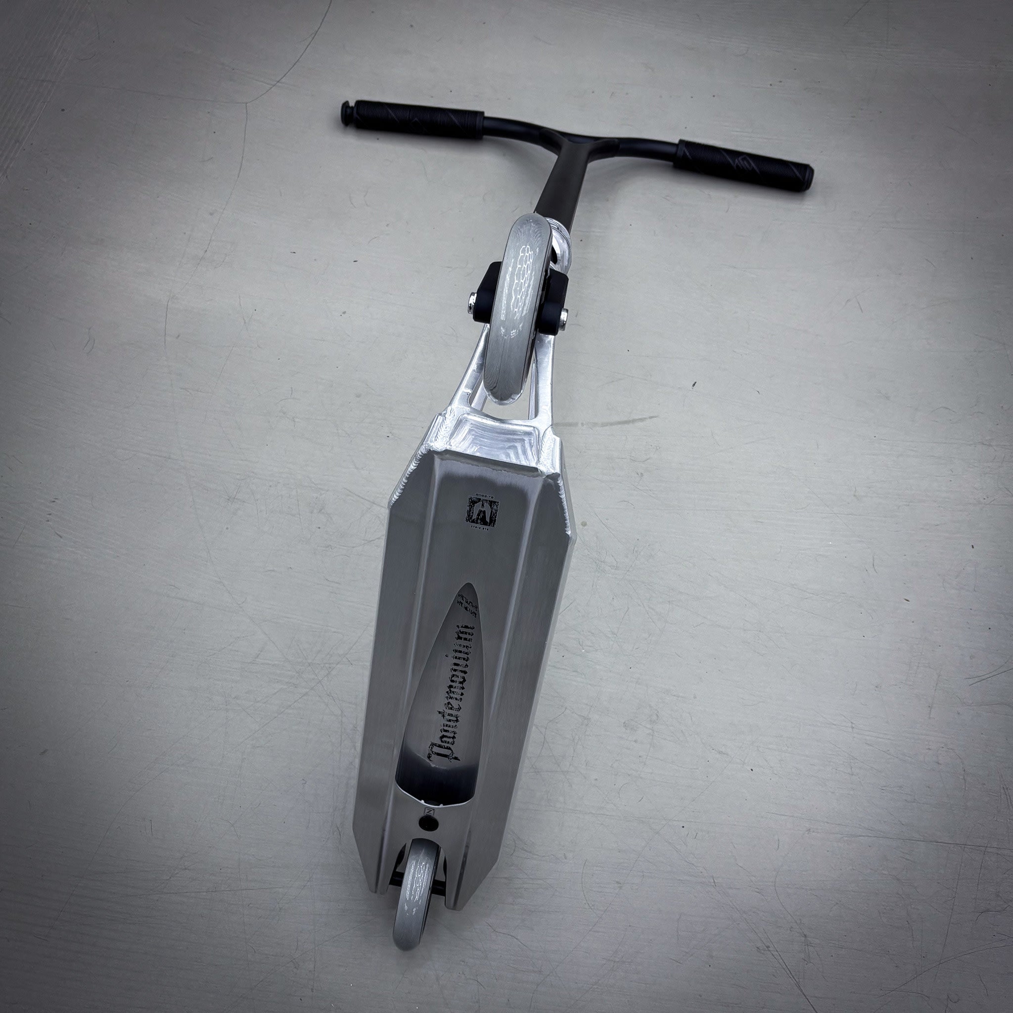 Ethic Pande Wolp Silver/Black Custom Build - Silver/Black-ScootWorld.dk