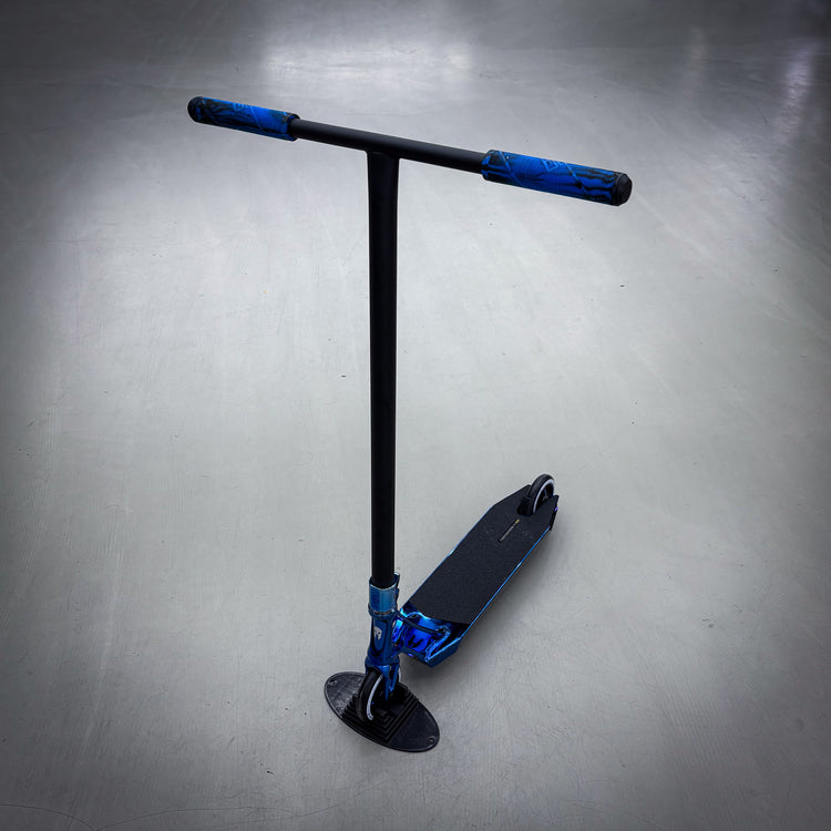 Striker Ethic 500mm Chrome Blue Custom Build - Blue/Black-ScootWorld.dk