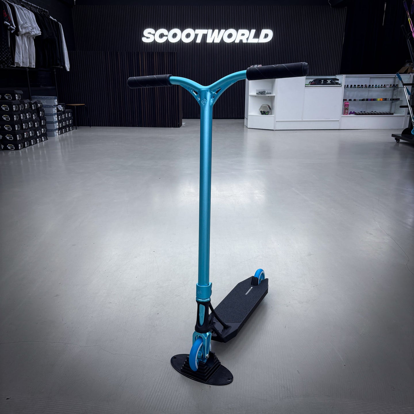 Striker Ethic Teal/Black Custom Build - Teal/Black-ScootWorld.dk