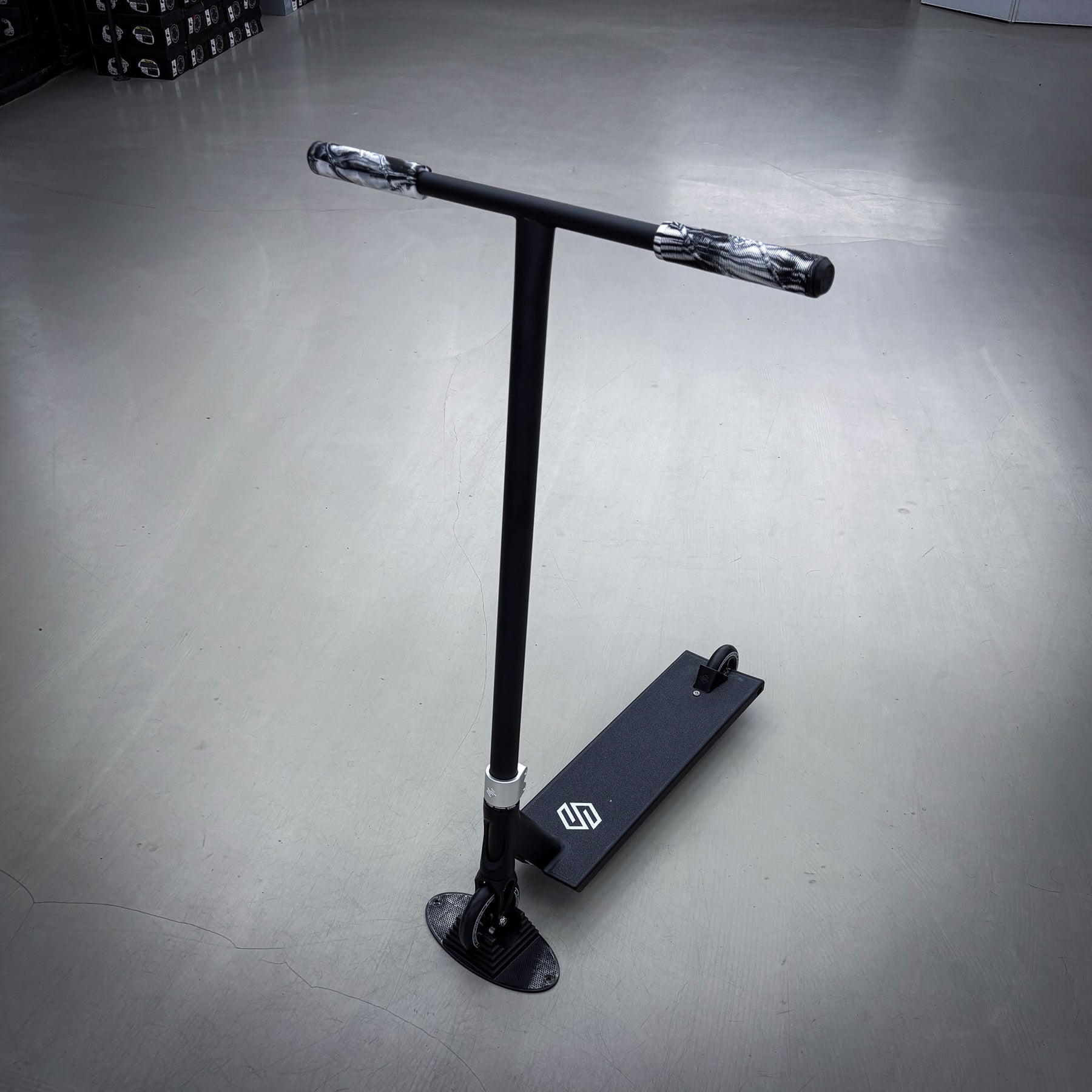 Striker Street Custom Løbehjul - Black/Silver-ScootWorld.dk