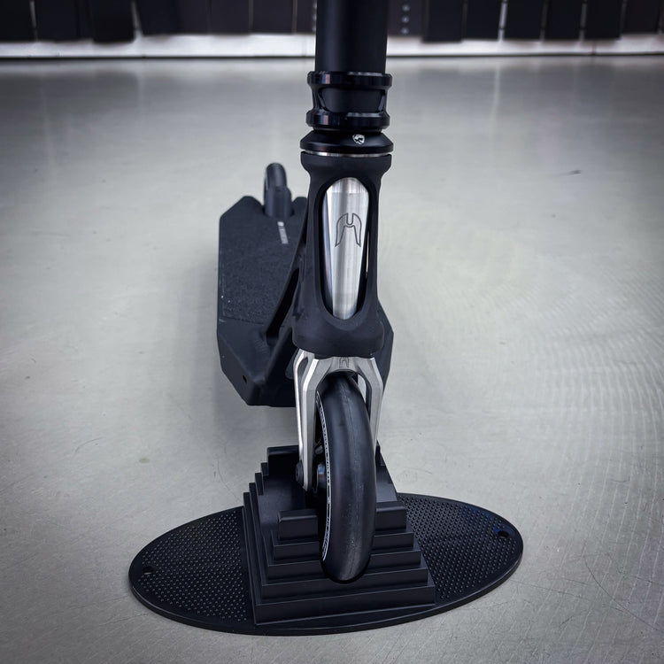 Striker Ethic Black Custom Løbehjul - Black-ScootWorld.dk
