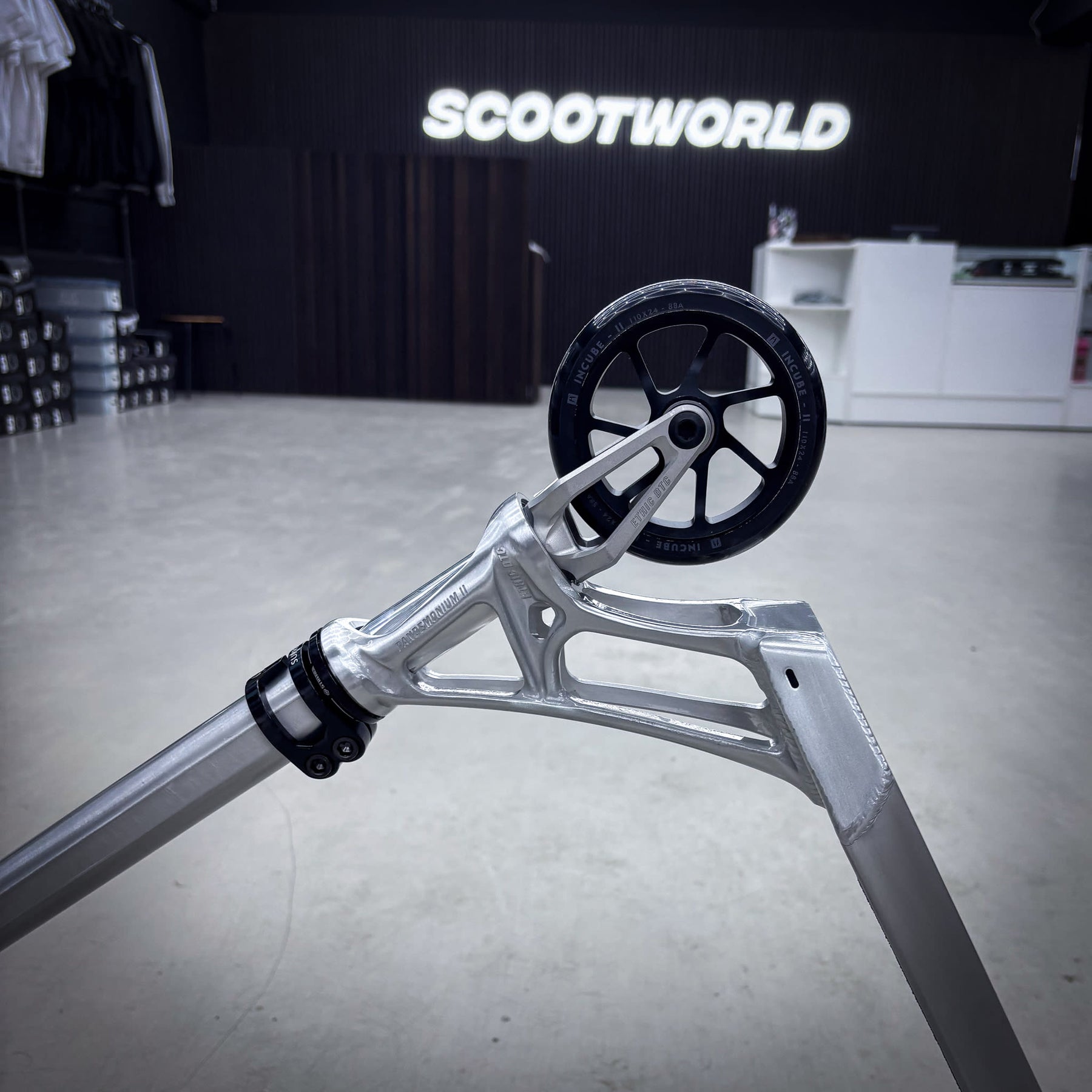 Ethic Silver Custom Løbehjul - Silver-ScootWorld.dk