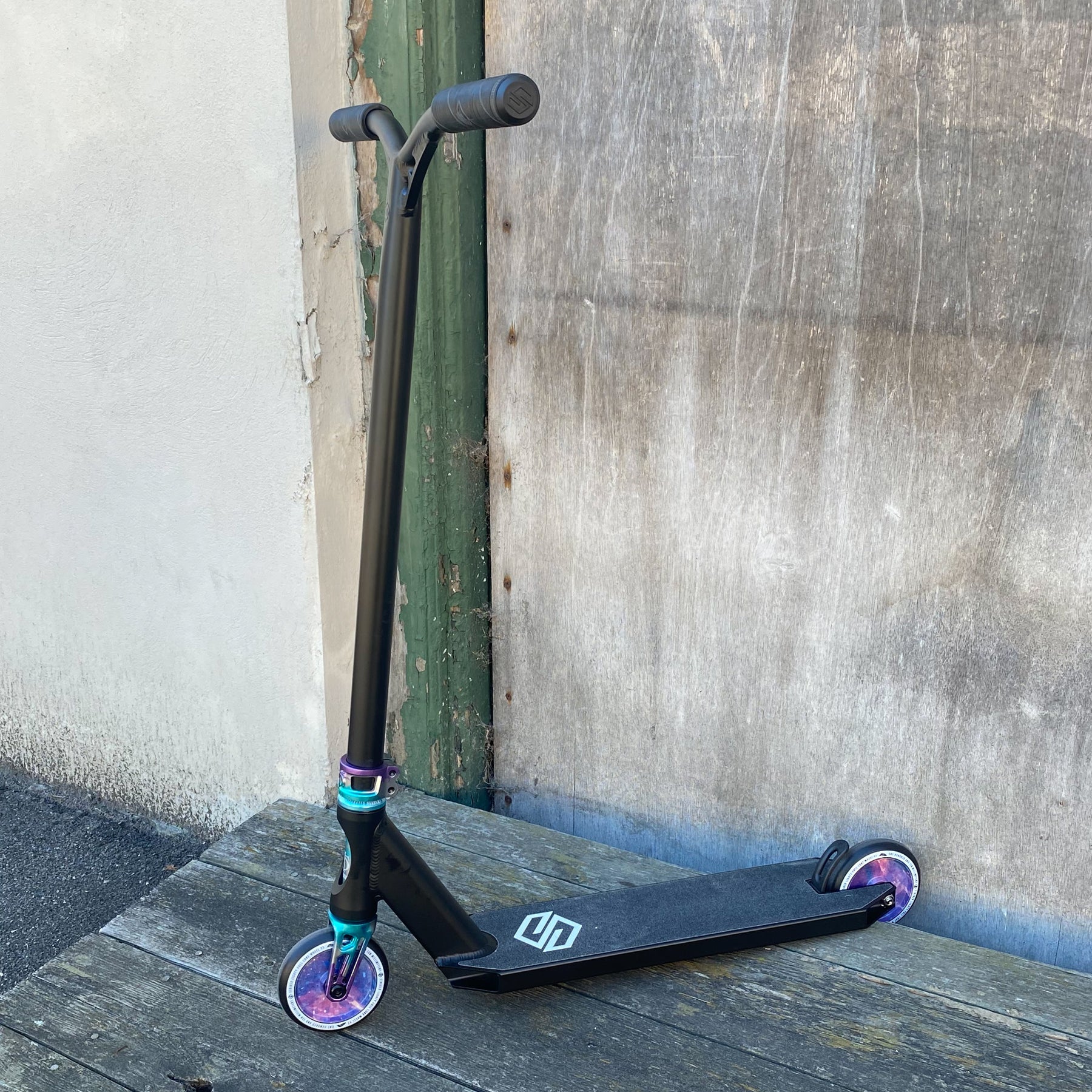 Striker x Oath Custom Build - Black/Blue-ScootWorld.dk